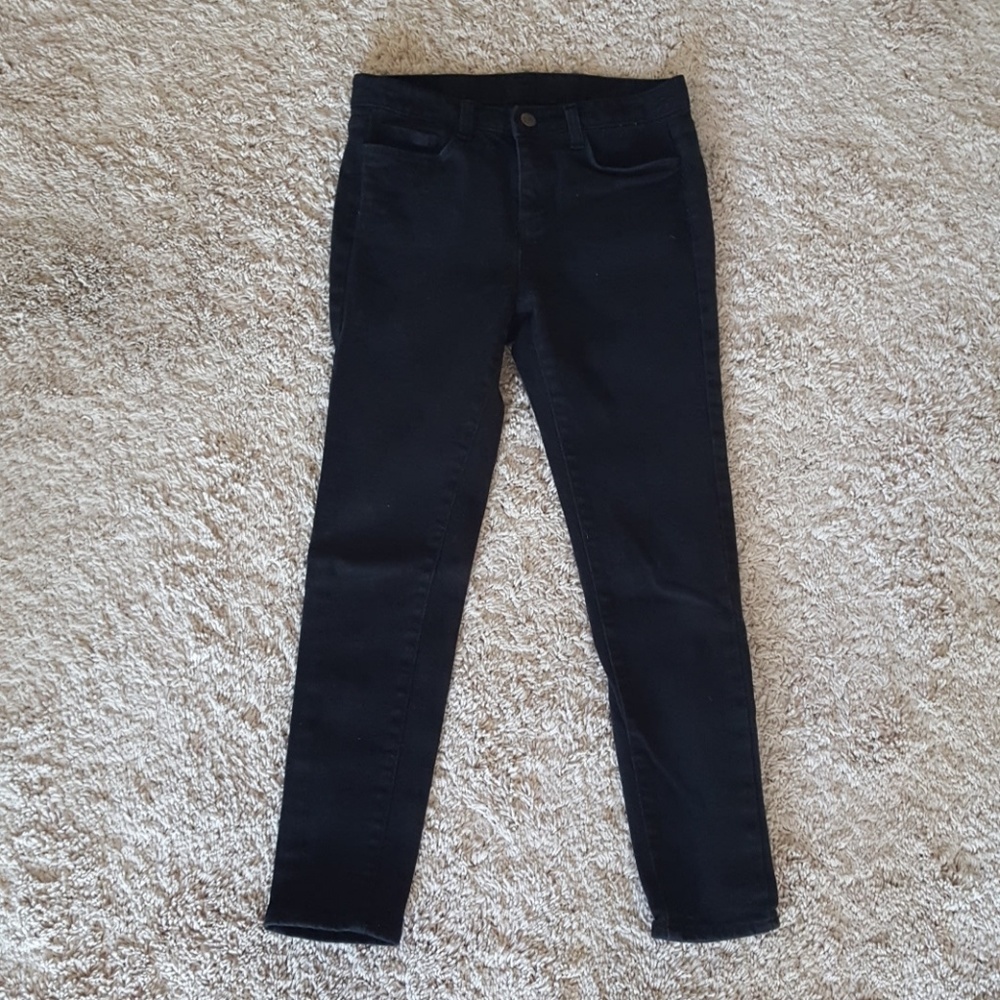 Black Chuu jeans